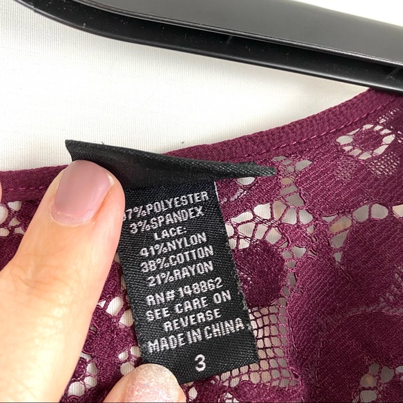 Torrid Berry Open Drape Lace Back Crepe Blouse EUC - Picture 6 of 12